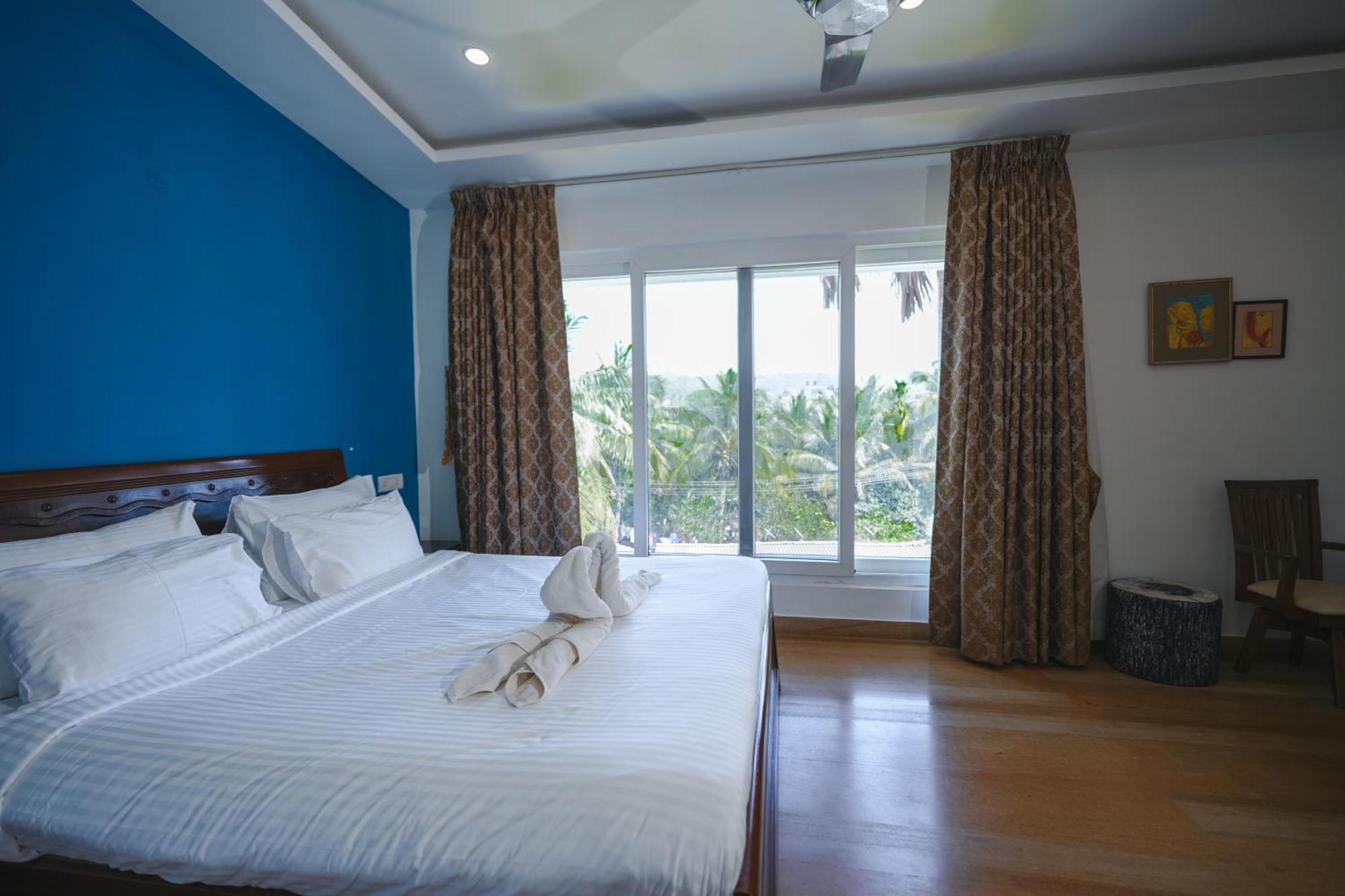 Villa M - Jia 3- 3Bhk In Candolim, Pool Facing, Near Beach, Breakfast Included Exteriör bild