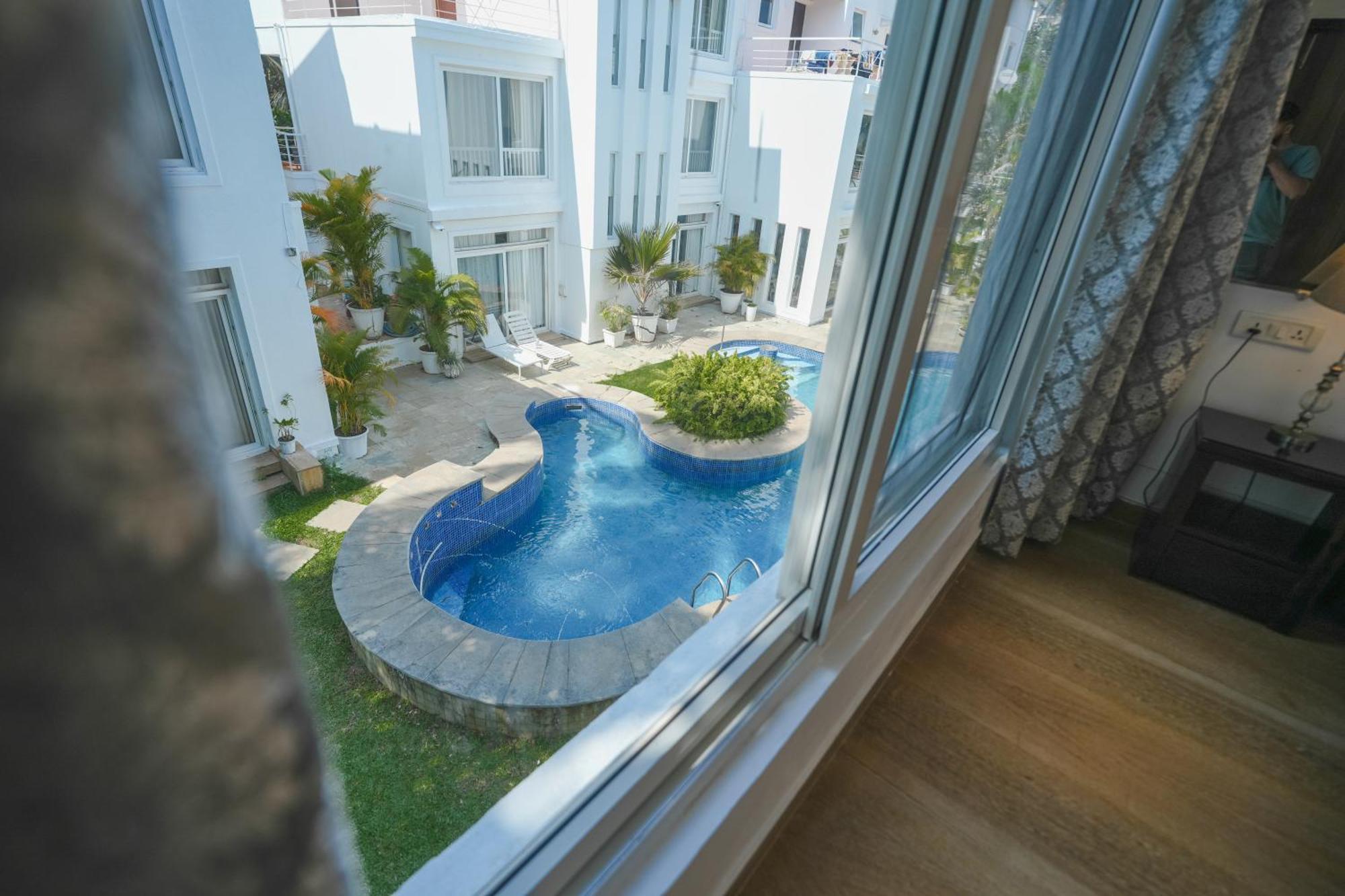 Villa M - Jia 3- 3Bhk In Candolim, Pool Facing, Near Beach, Breakfast Included Exteriör bild