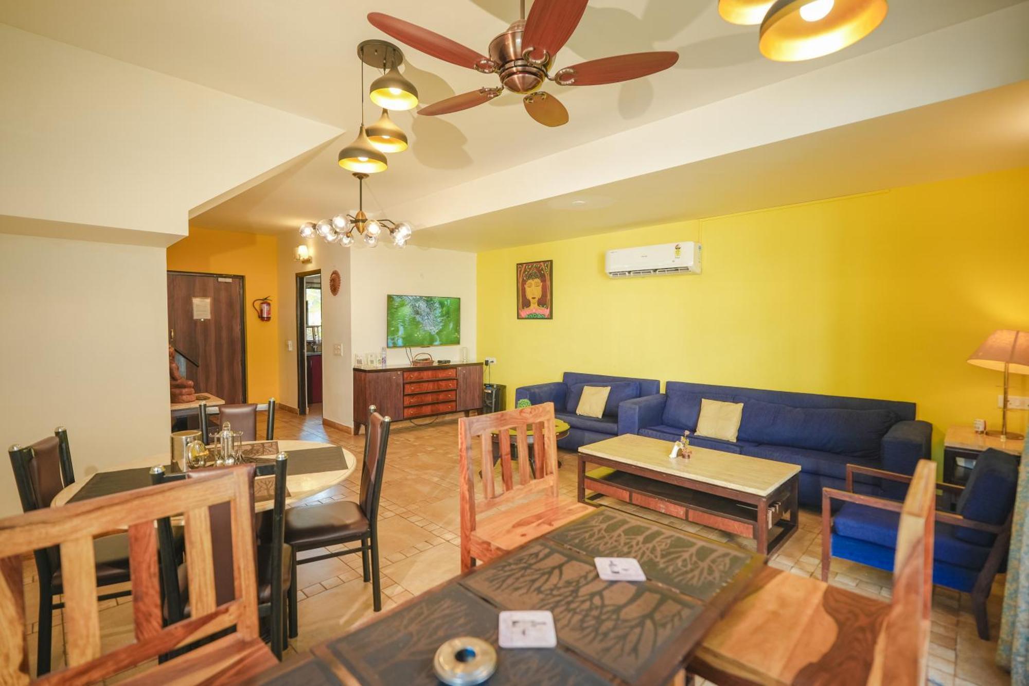 Villa M - Jia 3- 3Bhk In Candolim, Pool Facing, Near Beach, Breakfast Included Exteriör bild